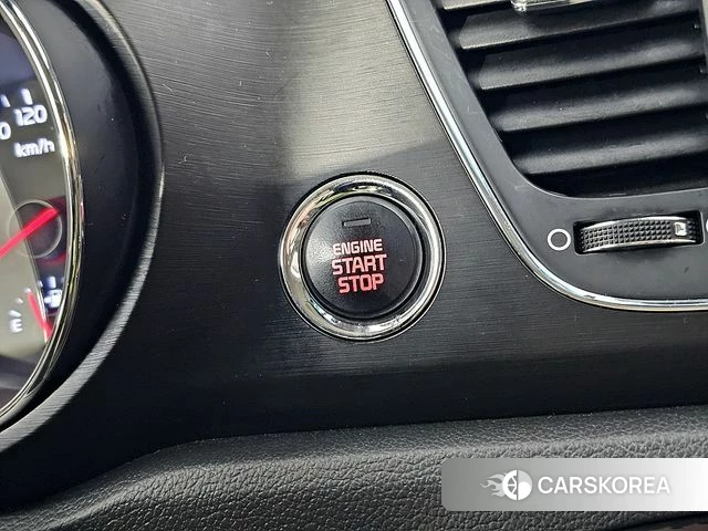 Kia The New Carnival 2019 Черный из Кореи, фото 4