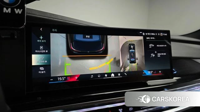 BMW 7 Series (G70) 2025 Черный из Кореи, фото 4