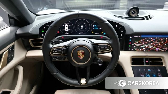 Porsche Taycan 2023 Белый из Кореи, фото 4