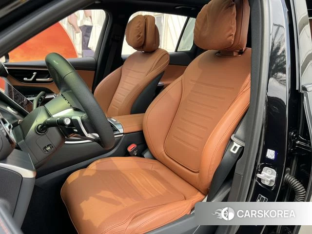 Mercedes-Benz GLC 2024 Черный из Китая, фото 4