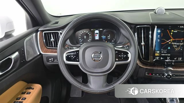 Volvo XC60 second Generation 2021 Белый из Кореи, фото 4