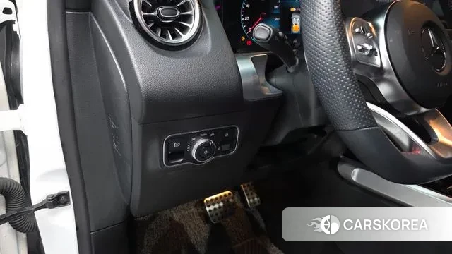 Mercedes-Benz GLB-Class X247 2022 Белый из Кореи, фото 4