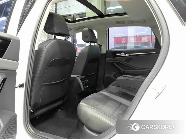 Volkswagen Sagitar 2022 Белый из Китая, фото 4