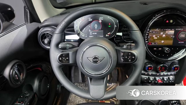 Mini Cooper 2022 Жемчужный цвет из Кореи, фото 4