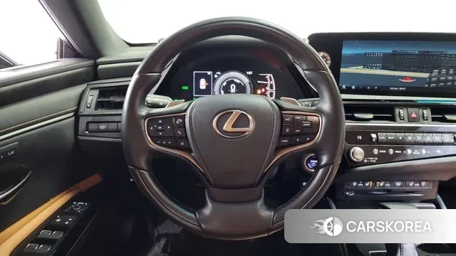 Lexus ES300h 7th generation 2022 Серый из Кореи, фото 4