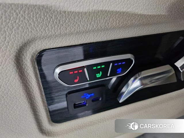 Kia Carnival 4th generation 2023 Черный из Кореи, фото 4