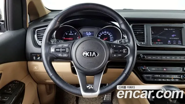 Kia The New Carnival 2018 Белый из Кореи, фото 4