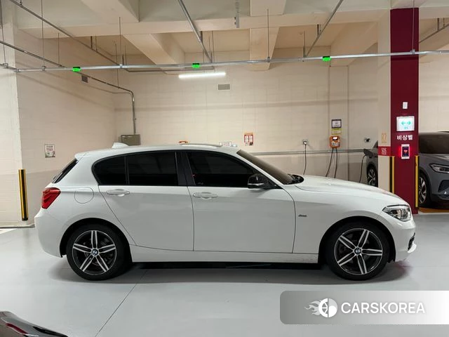 BMW 1 Series (F20) 2018 Белый из Кореи, фото 4