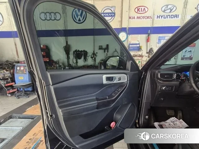 Ford Explorer 6th Generation 2020 Черный из Кореи, фото 4