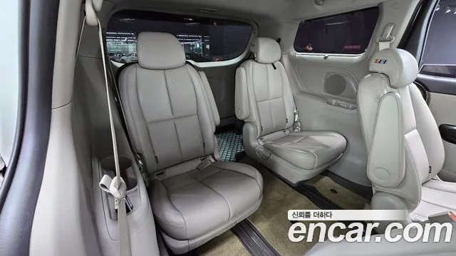 Kia The New Carnival 2018 Белый из Кореи, фото 4