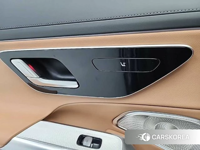 Mercedes-Benz E-Class W214 2025 Черный из Кореи, фото 4