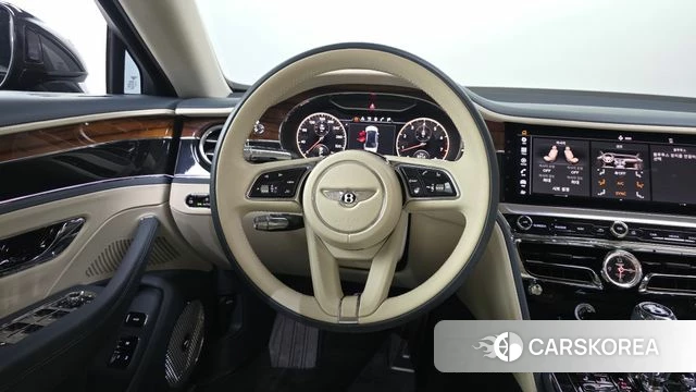 Bentley Flying Spur 3rd Generation 2021 Черный из Кореи, фото 4