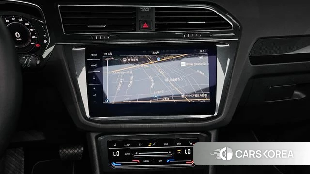Volkswagen Tiguan second Generation 2022 Белый из Кореи, фото 4