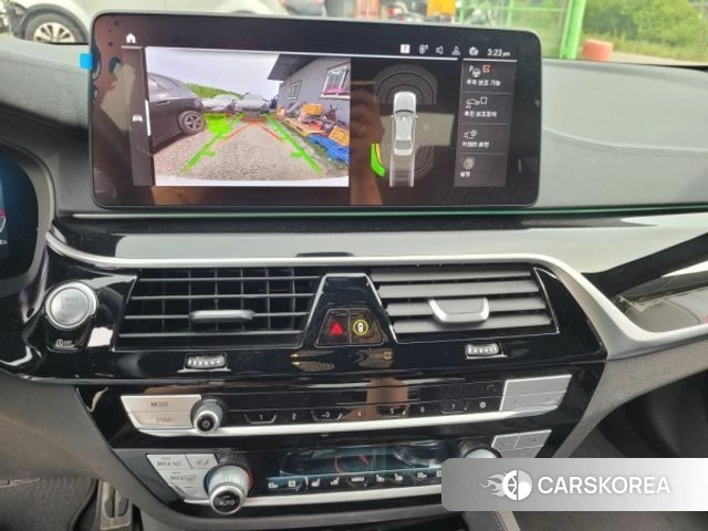 BMW 5 Series (G30) 2022 Белый из Кореи, фото 4