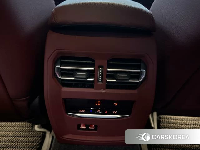 BMW 3 series 2024 Черный из Китая, фото 4