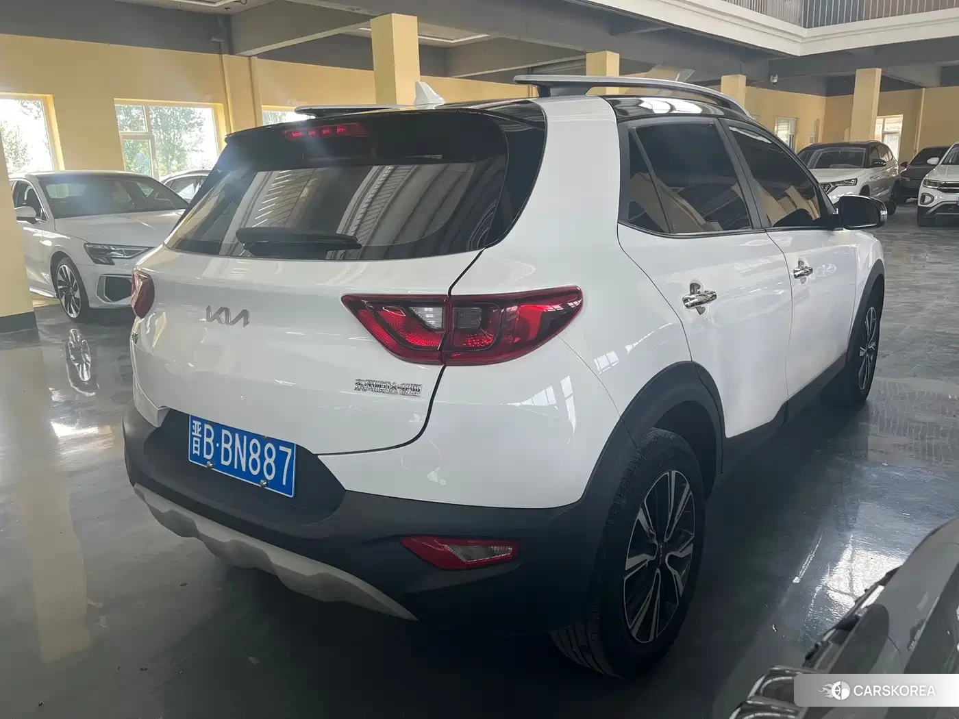Kia KX1 2022 Белый из Китая, фото 4