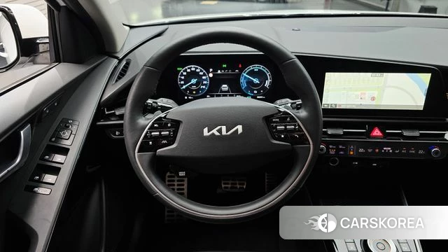 Kia Di Ol Nu Niro 2022 Белый из Кореи, фото 4
