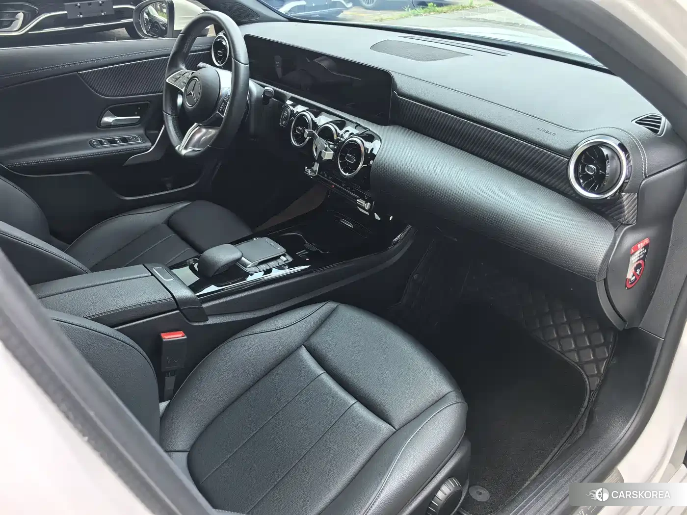 Mercedes-Benz A-Class 2023 Белый из Китая, фото 4
