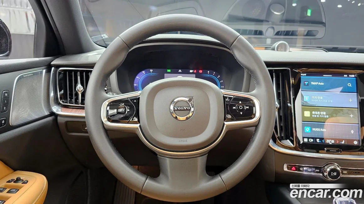 Volvo S60 3rd generation 2023 Черный из Кореи, фото 4