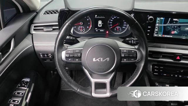 Kia K5 3rd generation 2023 Белый из Кореи, фото 4