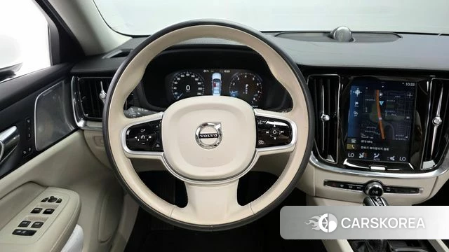 Volvo S60 3rd generation 2020 Белый из Кореи, фото 4