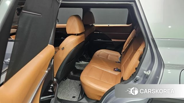 Ssangyong Torres 2022 Серебристо-серый из Кореи, фото 4