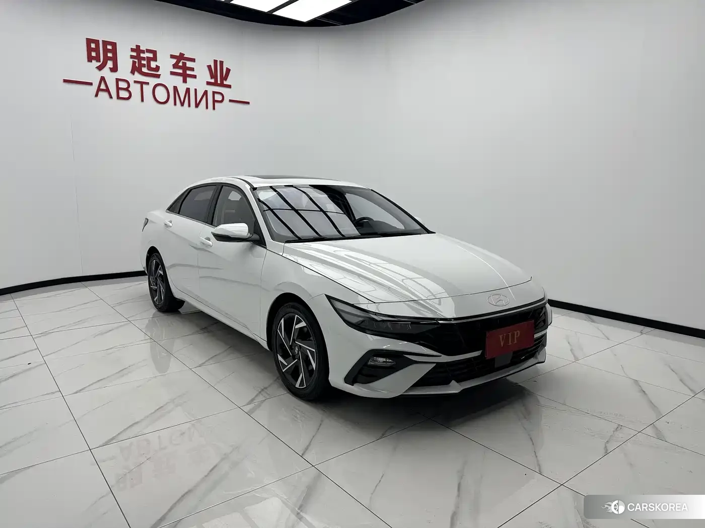 Hyundai Elantra 2023 Белый из Китая, фото 4