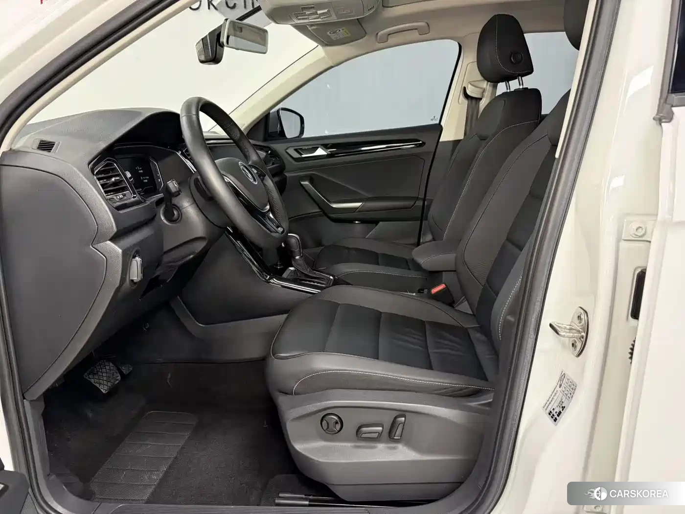 Volkswagen T-Roc 2022 Белый из Китая, фото 4
