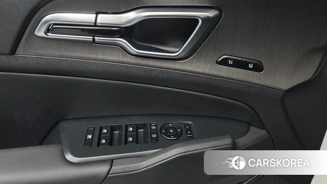 Kia The New Sportage 5th Generation Hybrid 2025 Белый из Кореи, фото 4