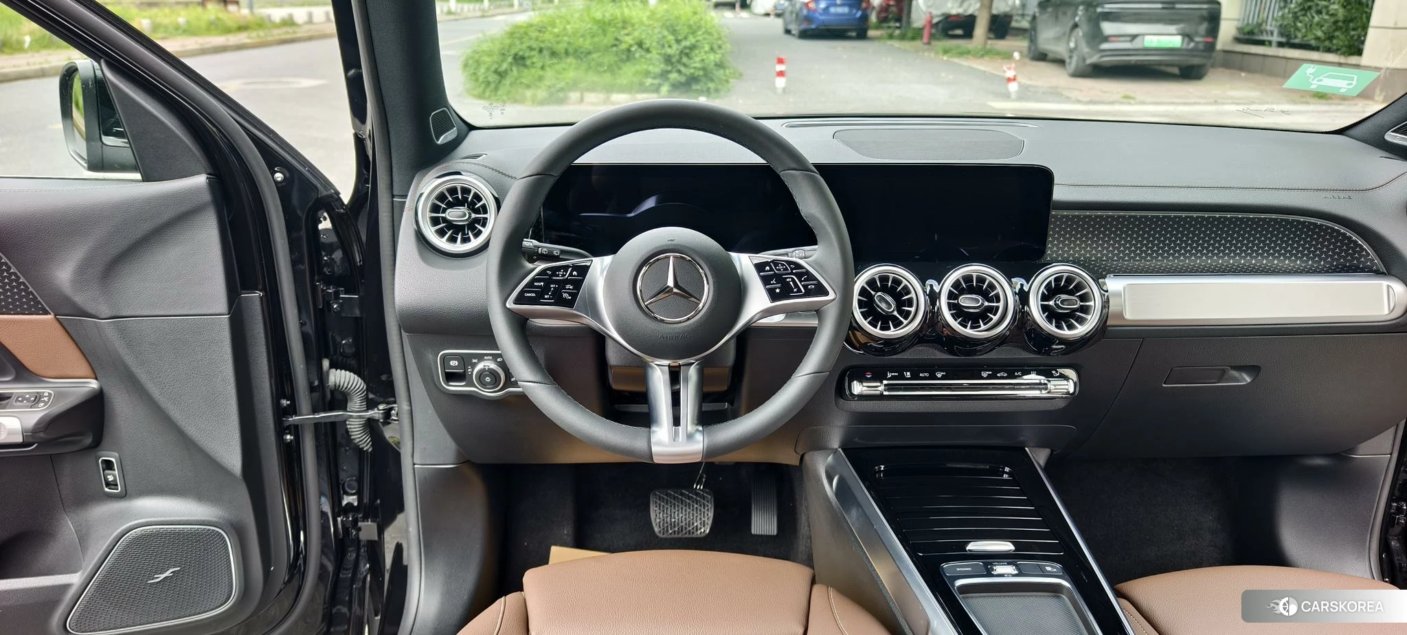 Mercedes-Benz EQB 2024 Черный из Китая, фото 4