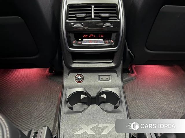 BMW X7 (G07) 2024 Белый из Кореи, фото 4