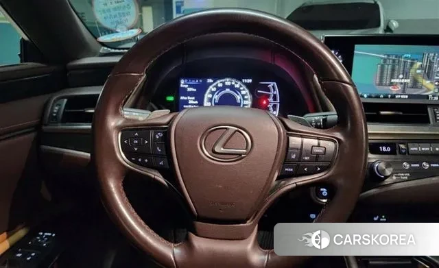 Lexus ES300h 7th generation 2018 Серый из Кореи, фото 4