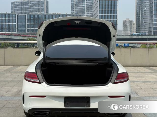 Mercedes-Benz Class C (imported) 2023 Белый из Китая, фото 4