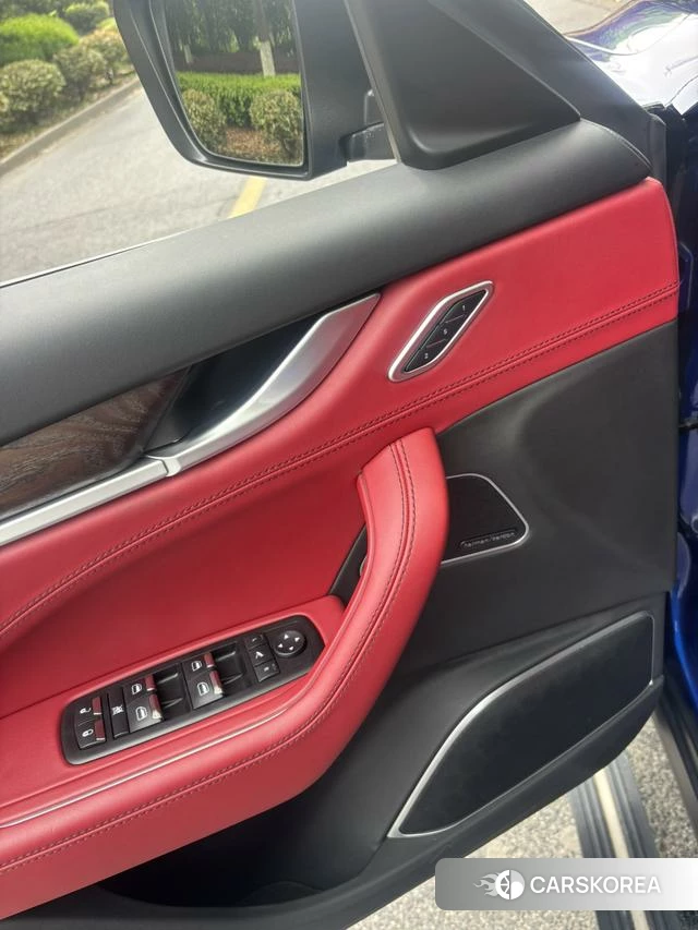 Maserati Levante 2019 Синий из Китая, фото 4