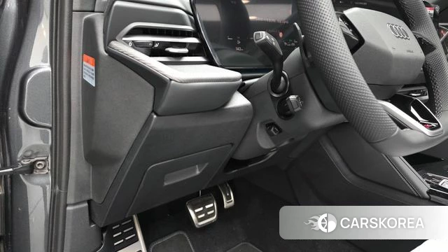 Audi Q5 (80A) 2025 Серый из Кореи, фото 4