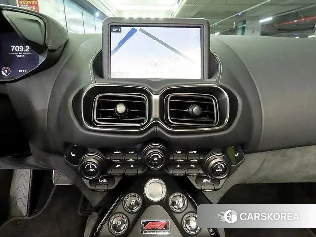 Aston Martin Vantage 2nd Generation 2022 Зеленый из Кореи, фото 4