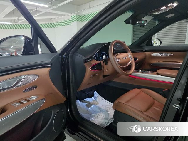 Genesis GV70 2023 Черный из Кореи, фото 4