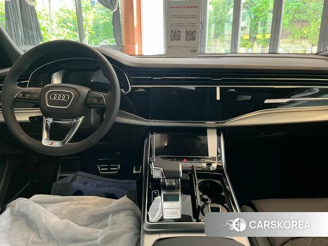 Audi Q8 (4M) 2026 Черный из Кореи, фото 4