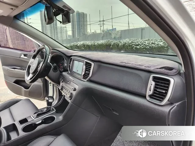 Kia Sportage 4th Generation 2018 Белый из Кореи, фото 4