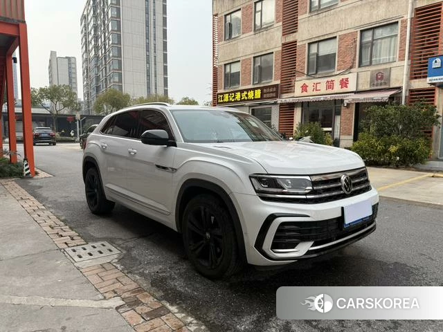 Volkswagen Tourang 2022 Белый из Китая, фото 4