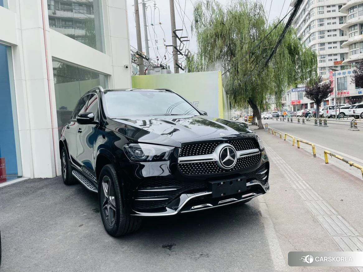 Mercedes-Benz GLE (import) 2022 Черный из Китая, фото 4
