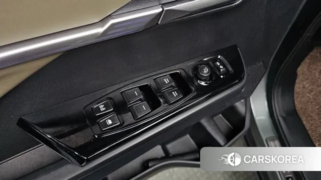 Ssangyong Torres 2022 Серый из Кореи, фото 4