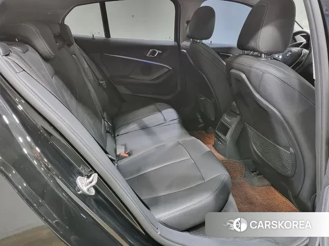 BMW 1 Series (F40) 2022 Черный из Кореи, фото 4