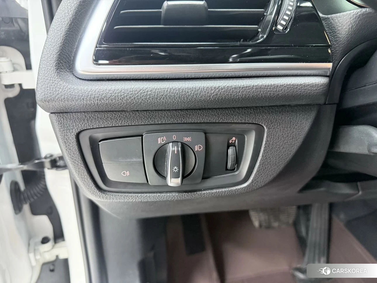BMW 1 series 2020 Белый из Китая, фото 4