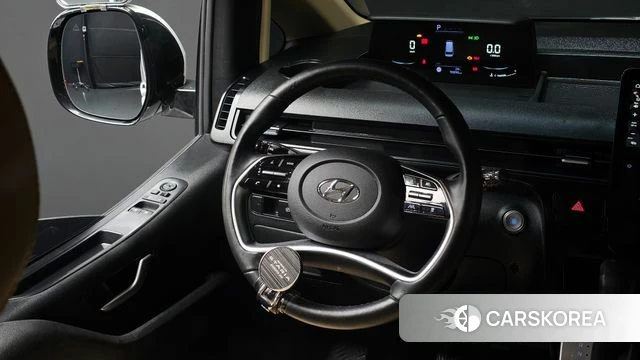 Hyundai Staria 2023 Белый из Кореи, фото 4