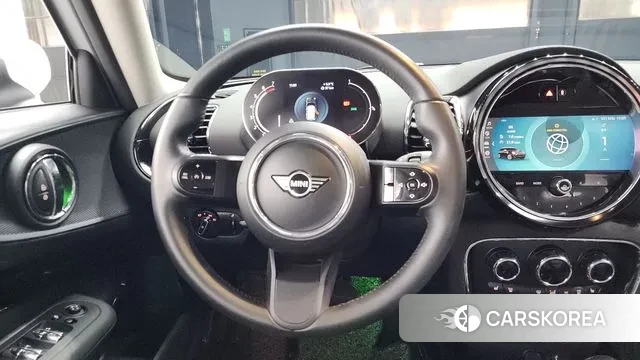 Mini Cooper Clubman 2022 Серебряный из Кореи, фото 4