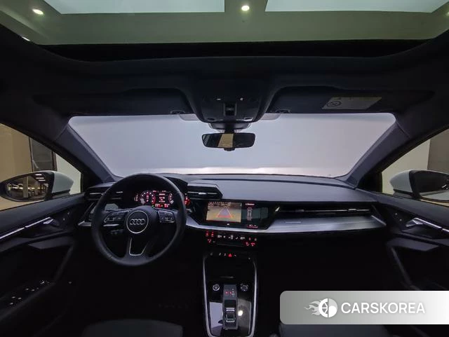 Audi A3 2023 Белый из Китая, фото 4