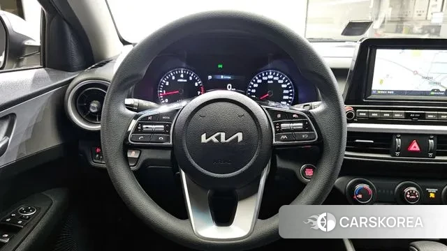 Kia The New K3 2nd generation 2021 Белый из Кореи, фото 4