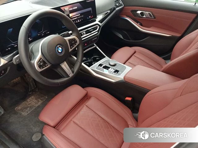 BMW i3 2025 Черный из Китая, фото 4