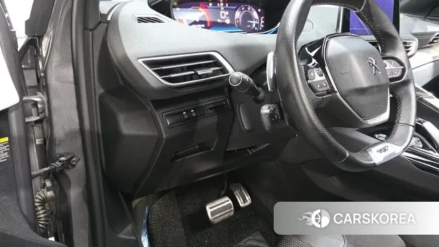 Peugeot 3008 second generation 2022 Серый из Кореи, фото 4